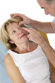 Glaucoma eye examination in progress
